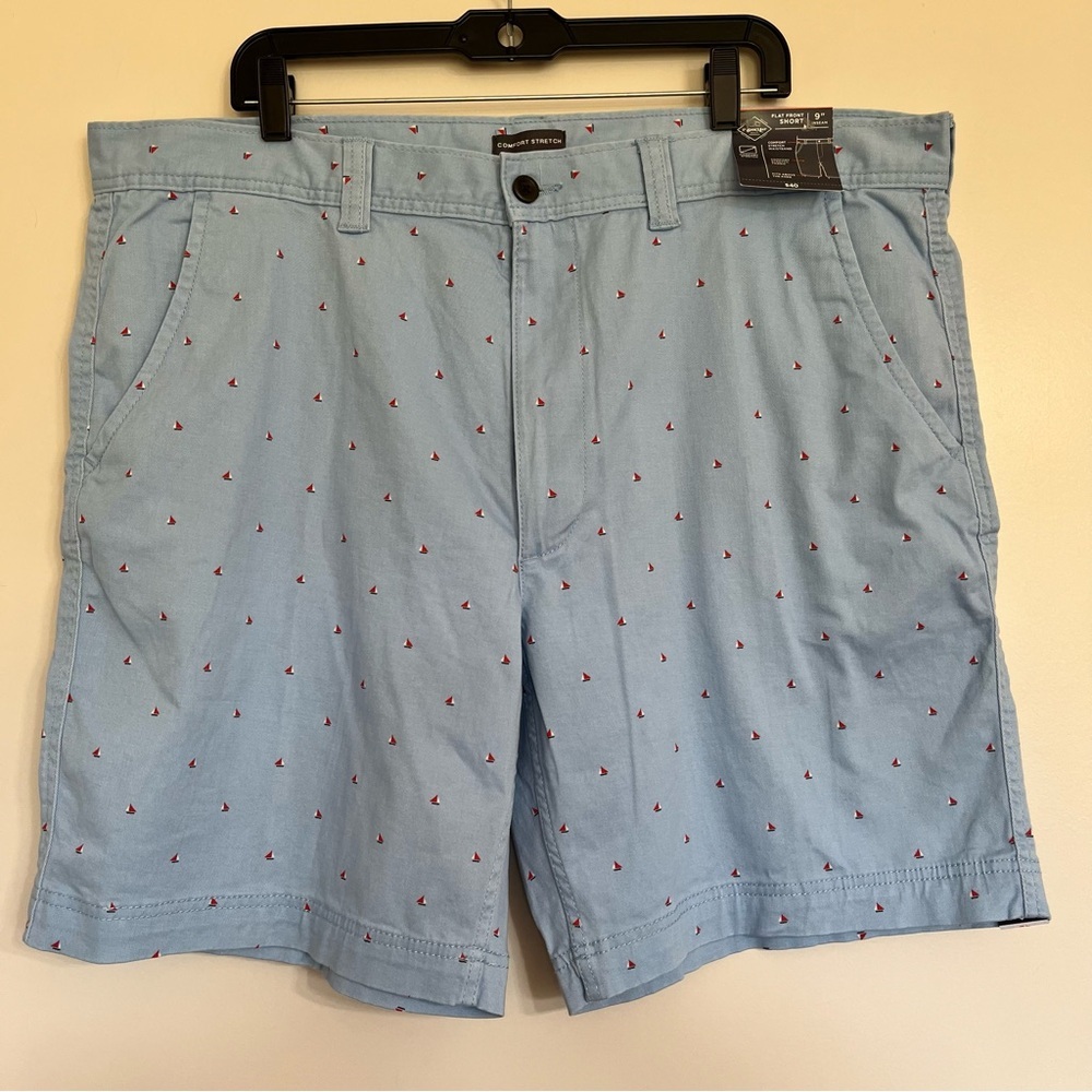 NWT Men's St. John's Bay All Over Print Chino‎ Shorts Size 42 9" Inseam Blue